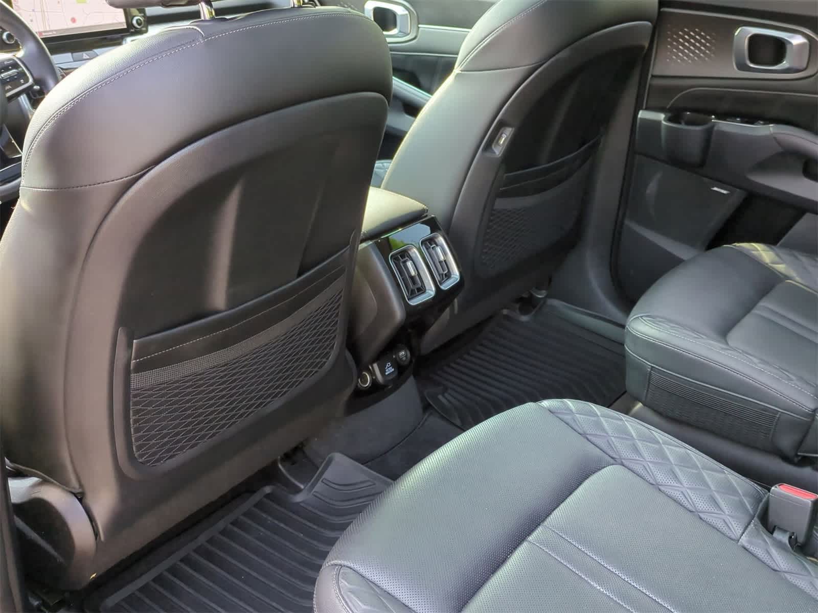 2023 Kia Sorento SX 18