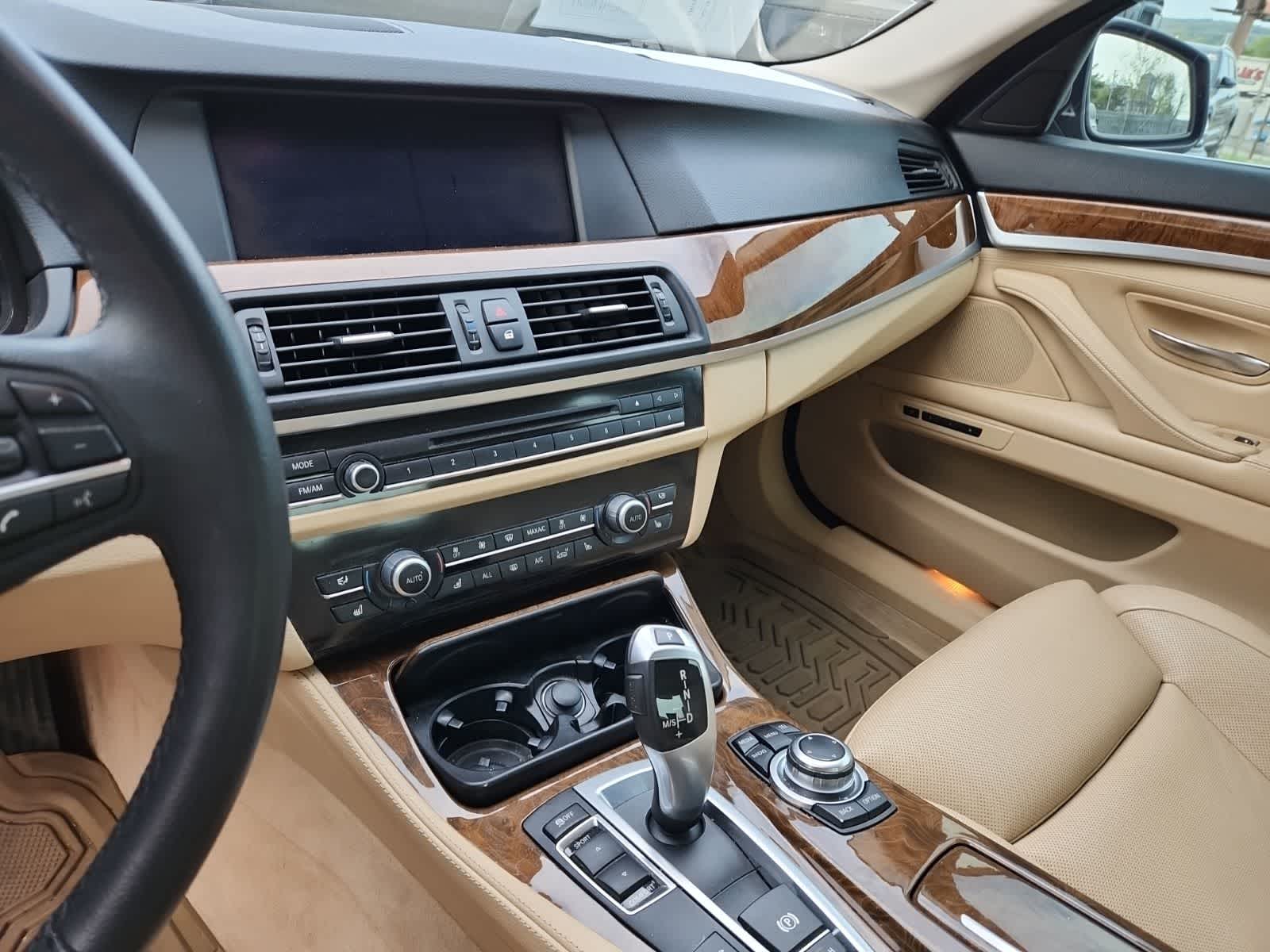 Thumbnail: 2013 BMW 5 Series - 10