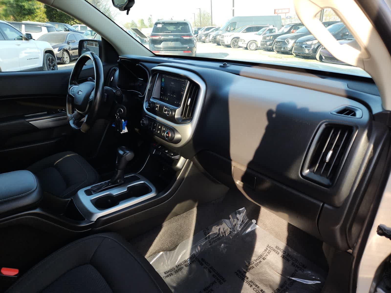 Thumbnail: 2020 Chevrolet Colorado - 18