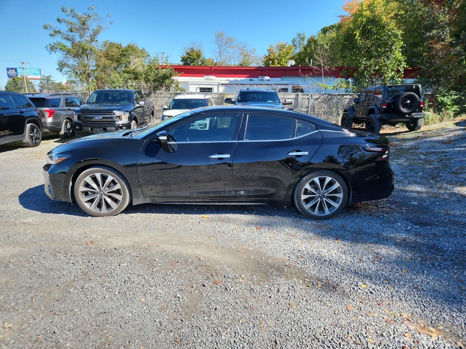Thumbnail: 2023 Nissan Maxima - 2