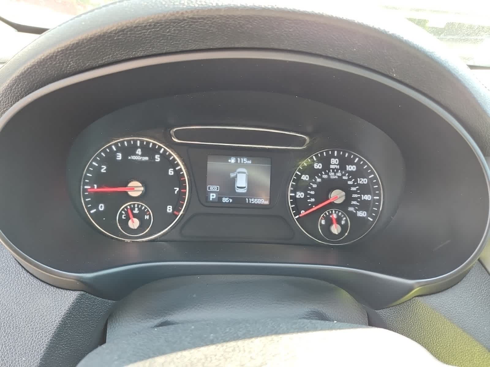 Thumbnail: 2020 Kia Sorento - 9