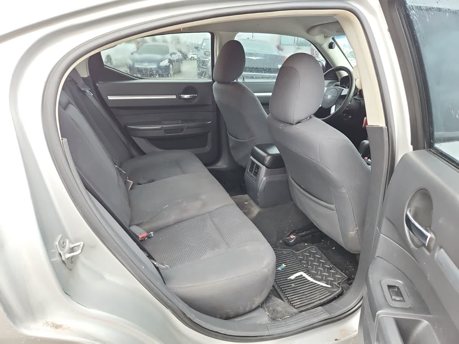 Thumbnail: 2010 Dodge Charger - 23