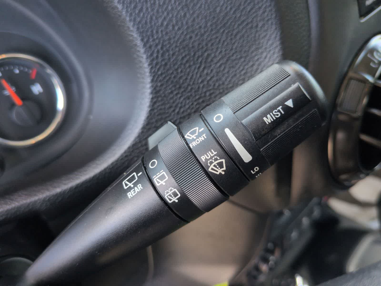 Thumbnail: 2017 Jeep Wrangler - 23