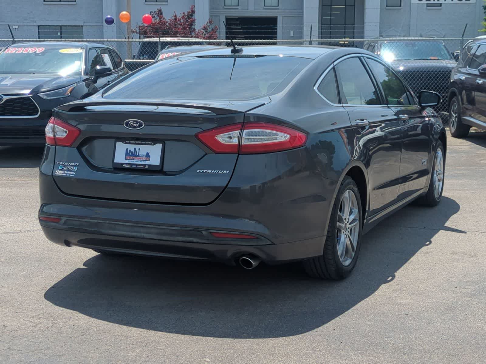 Thumbnail: 2016 Ford Fusion - 8