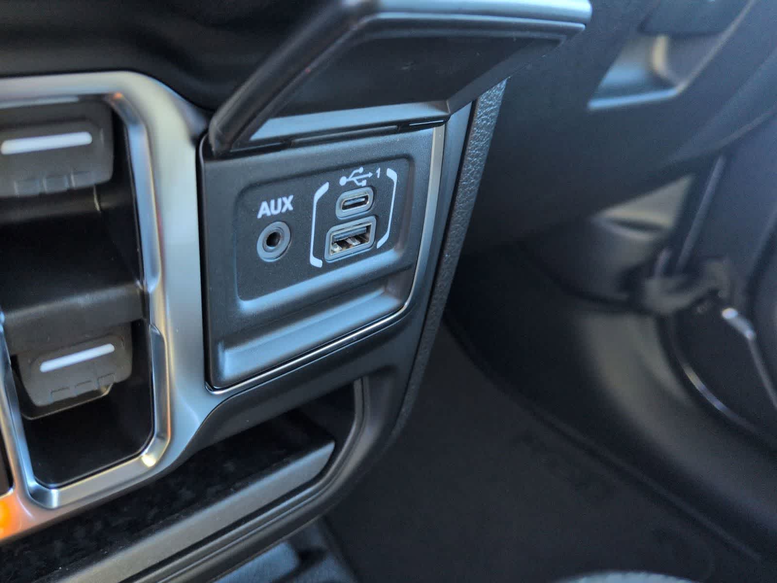 Thumbnail: 2026 Jeep Gladiator - 20