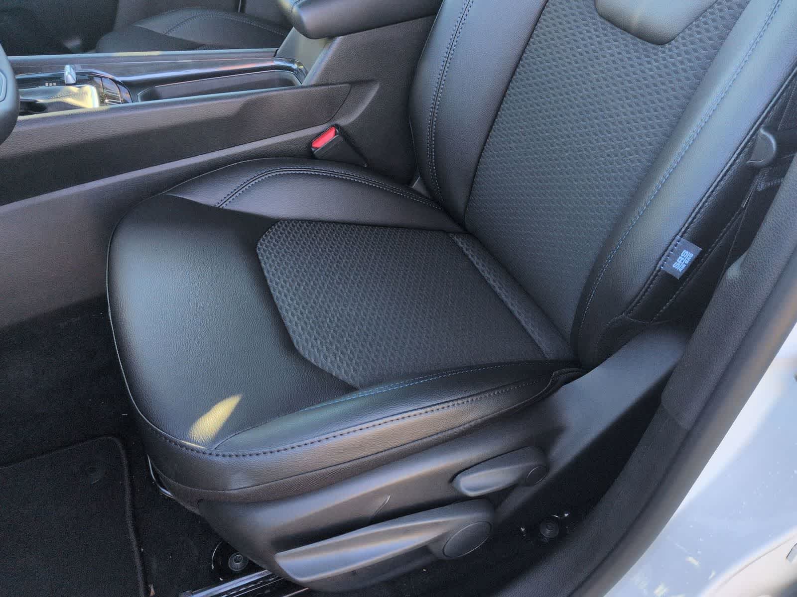 Thumbnail: 2026 Jeep Compass - 16