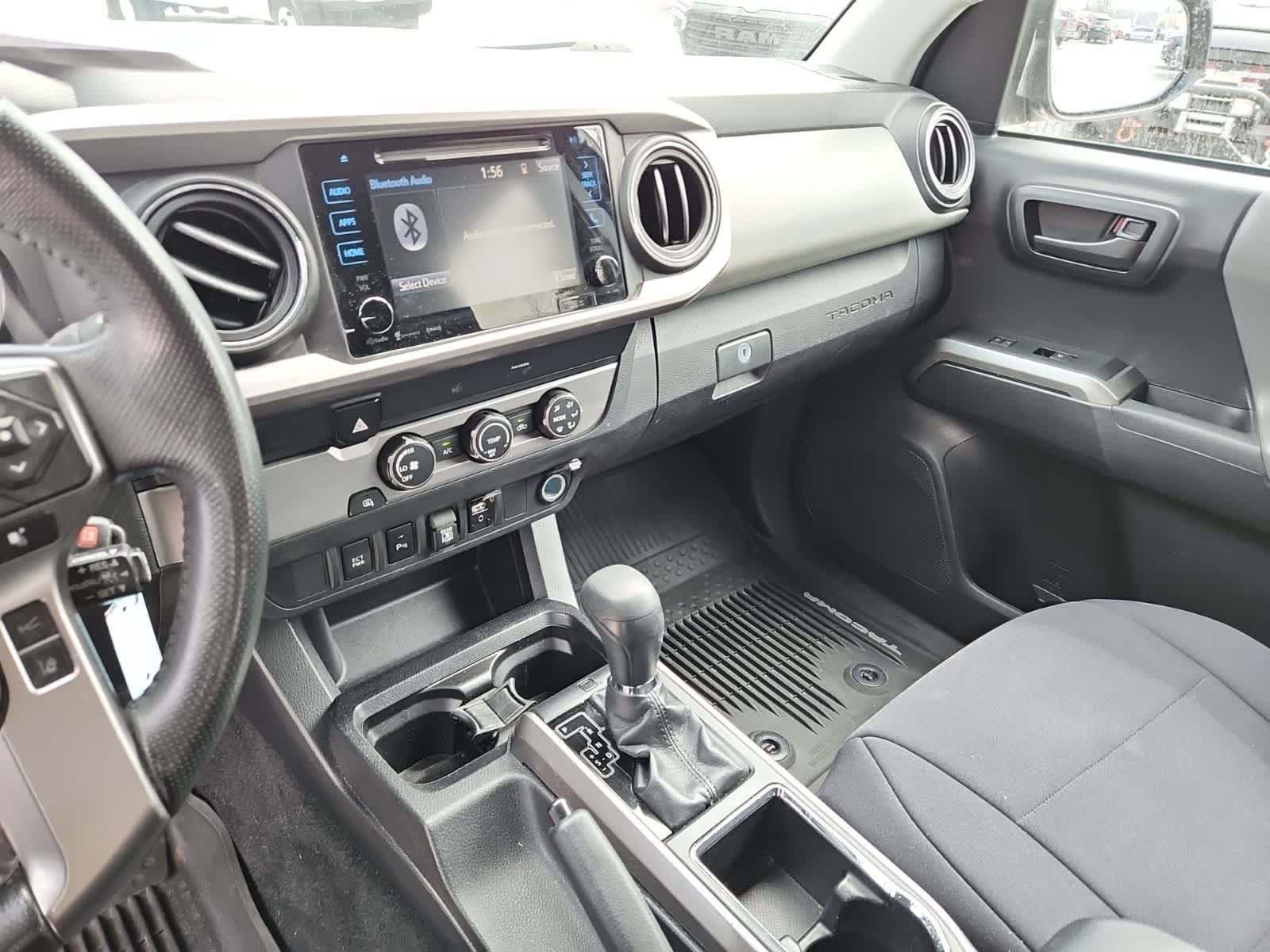 Thumbnail: 2019 Toyota Tacoma - 11