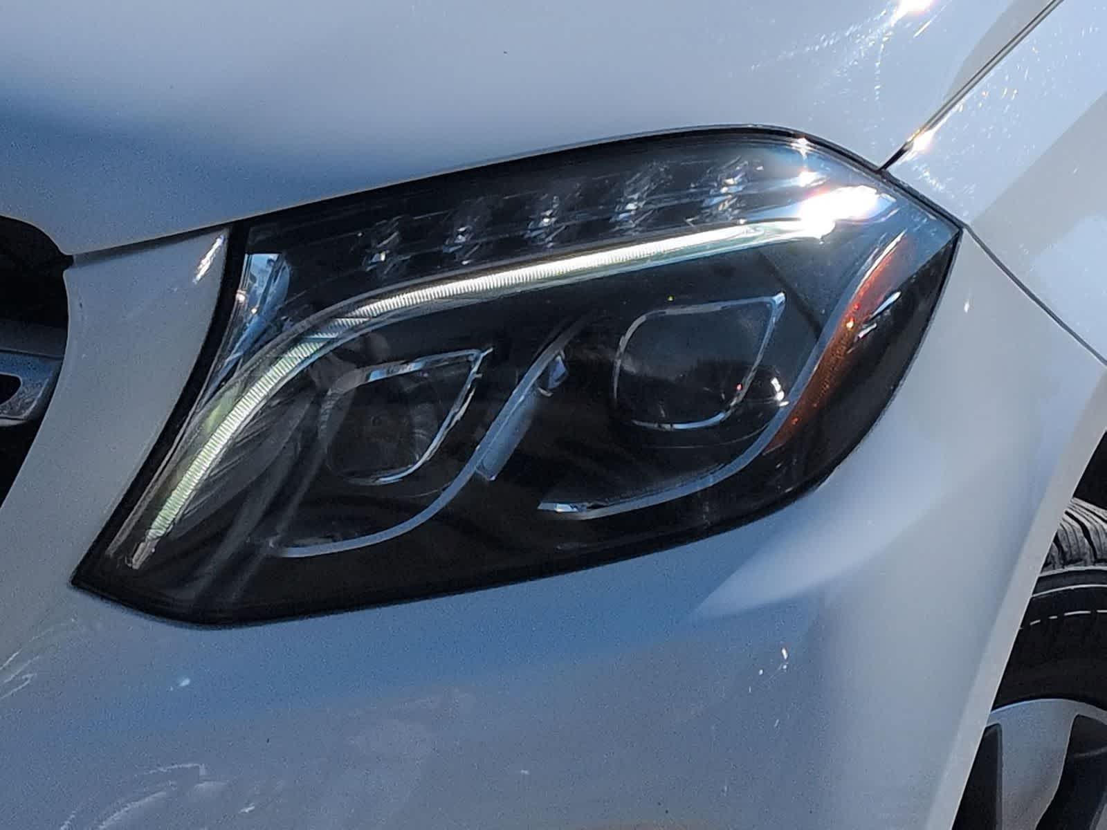 Thumbnail: 2017 Mercedes-Benz GLS - 3