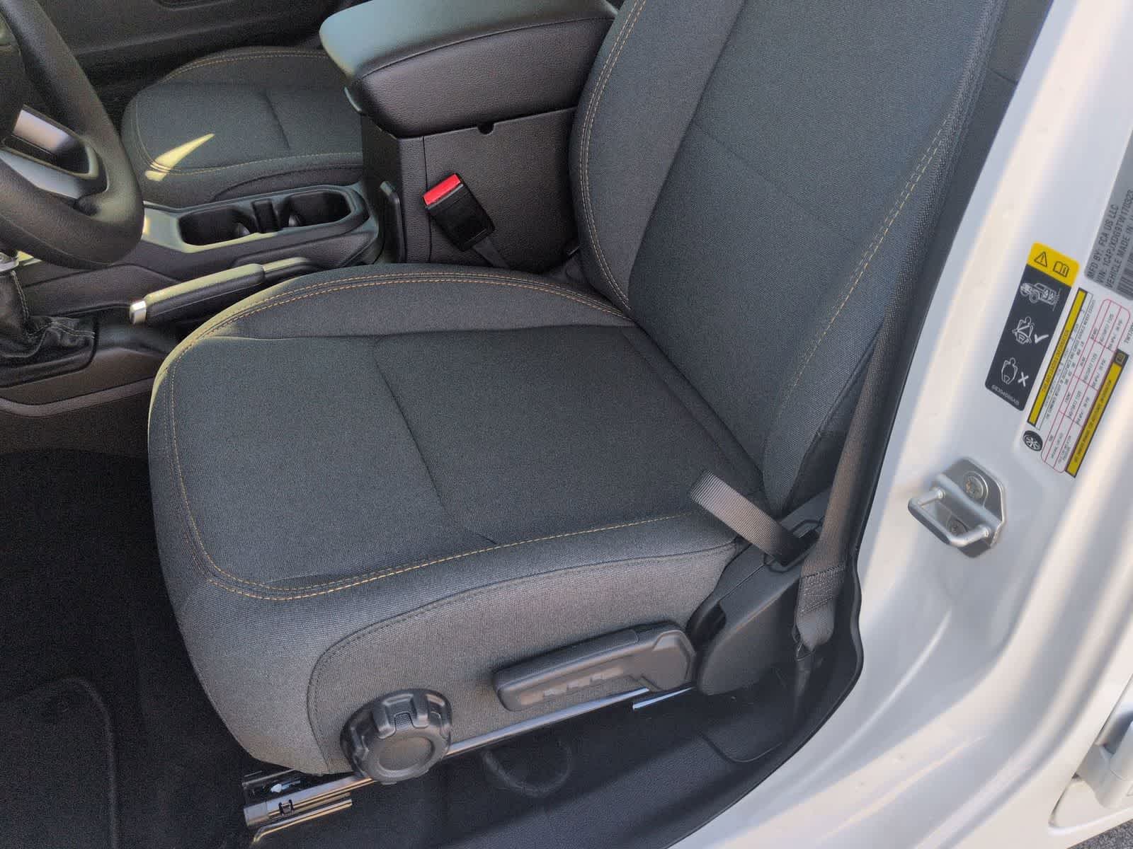 Thumbnail: 2026 Jeep Wrangler - 15