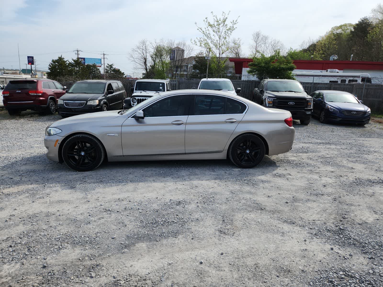 Thumbnail: 2013 BMW 5 Series - 2