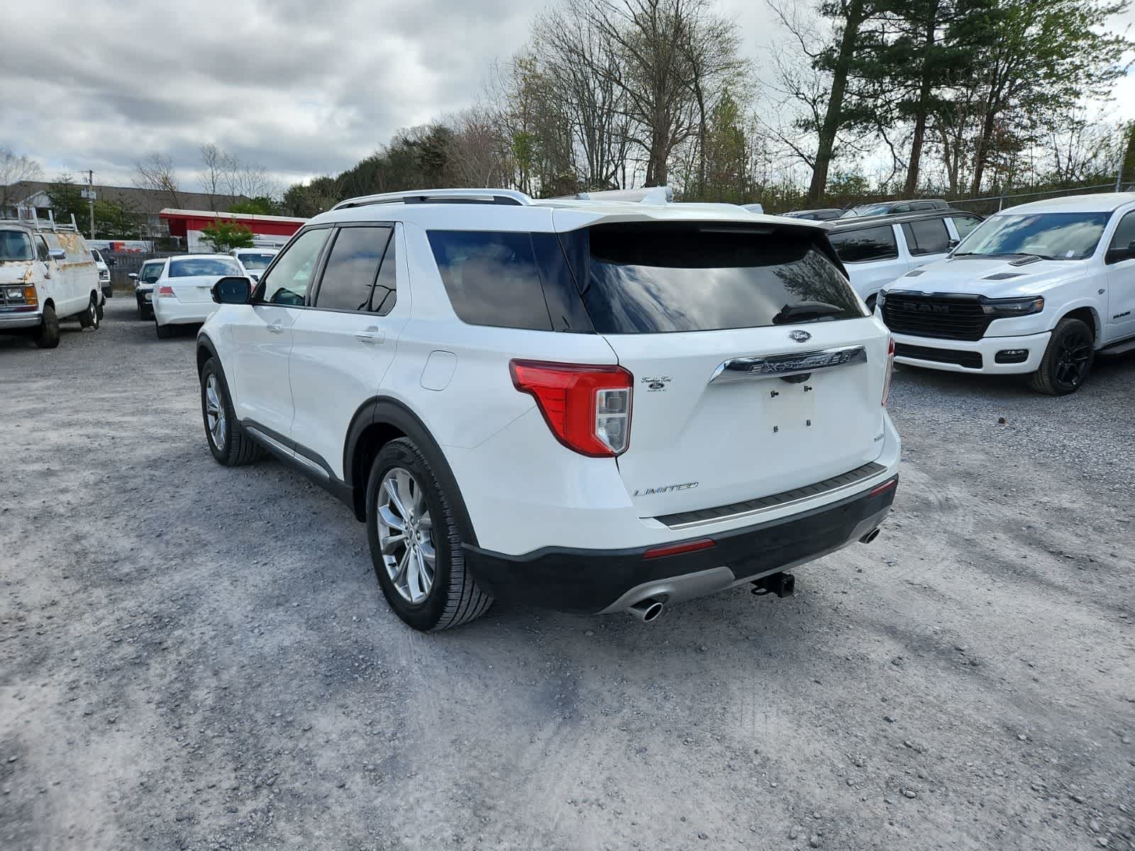Thumbnail: 2020 Ford Explorer - 4
