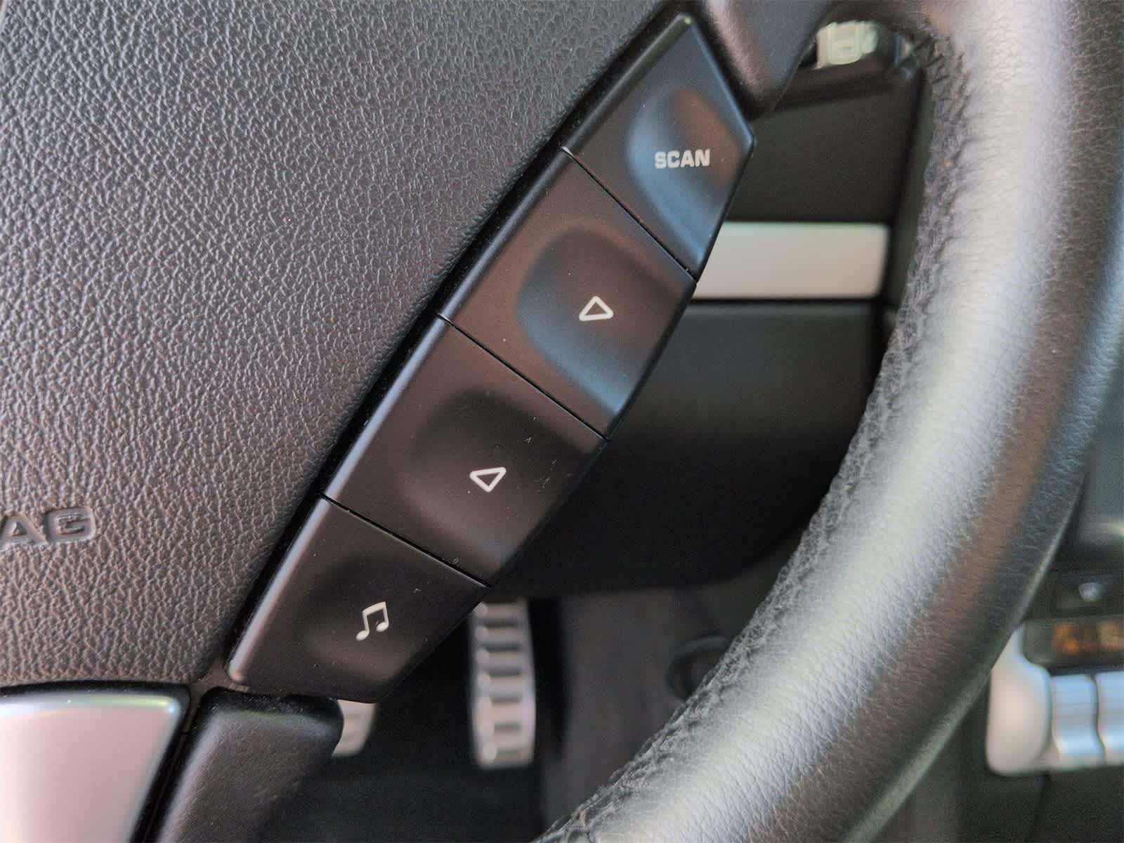 Thumbnail: 2008 Porsche Cayenne - 24