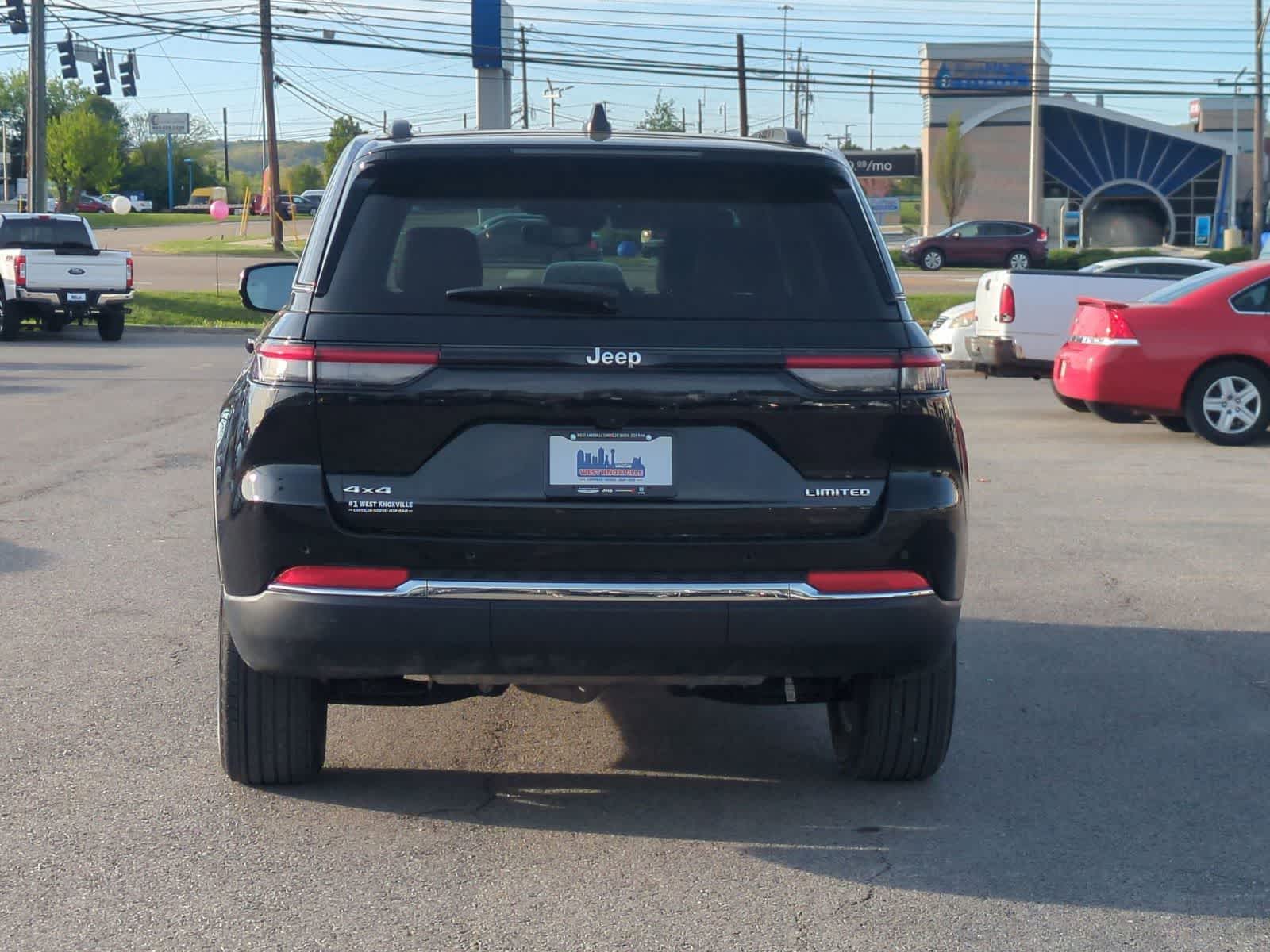 Thumbnail: 2023 Jeep Grand Cherokee - 7