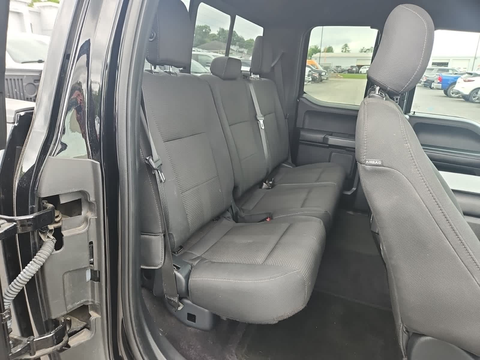 2017 Ford F-150 XLT 24