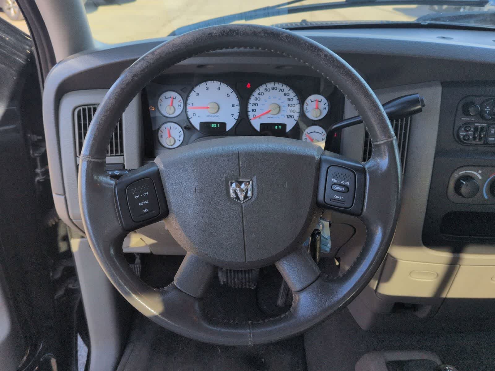 Thumbnail: 2004 Dodge Ram 1500 - 21