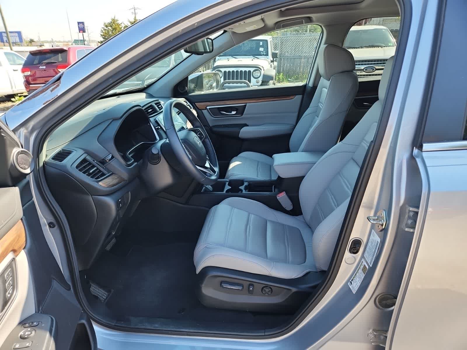 Thumbnail: 2019 Honda CR-V - 15