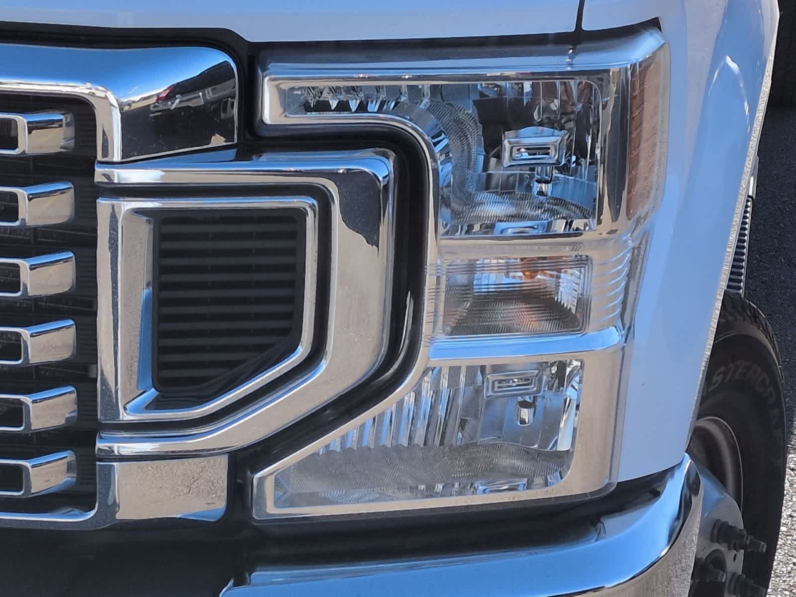 Thumbnail: 2022 Ford Econoline - 11