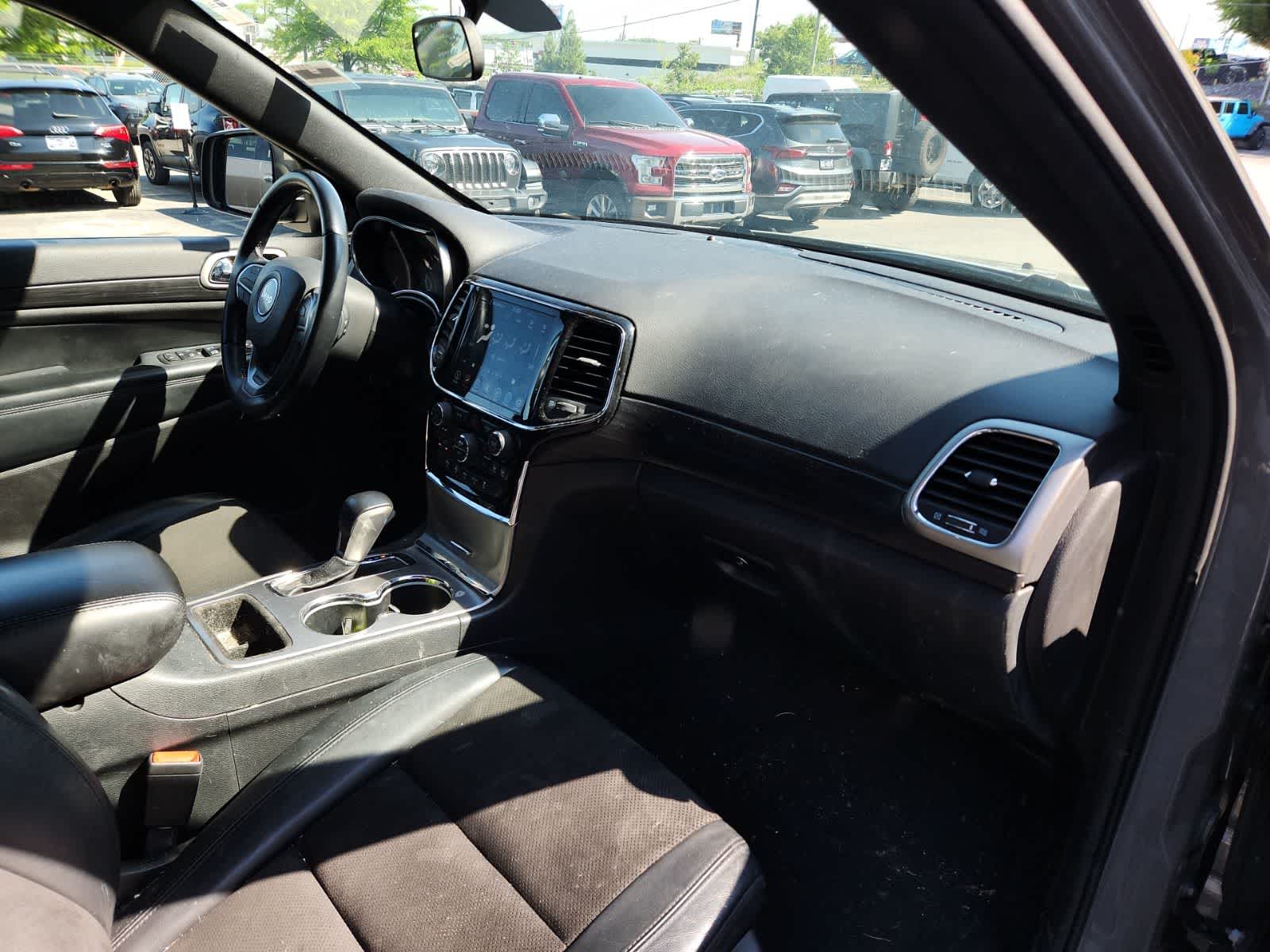 Thumbnail: 2021 Jeep Grand Cherokee - 17