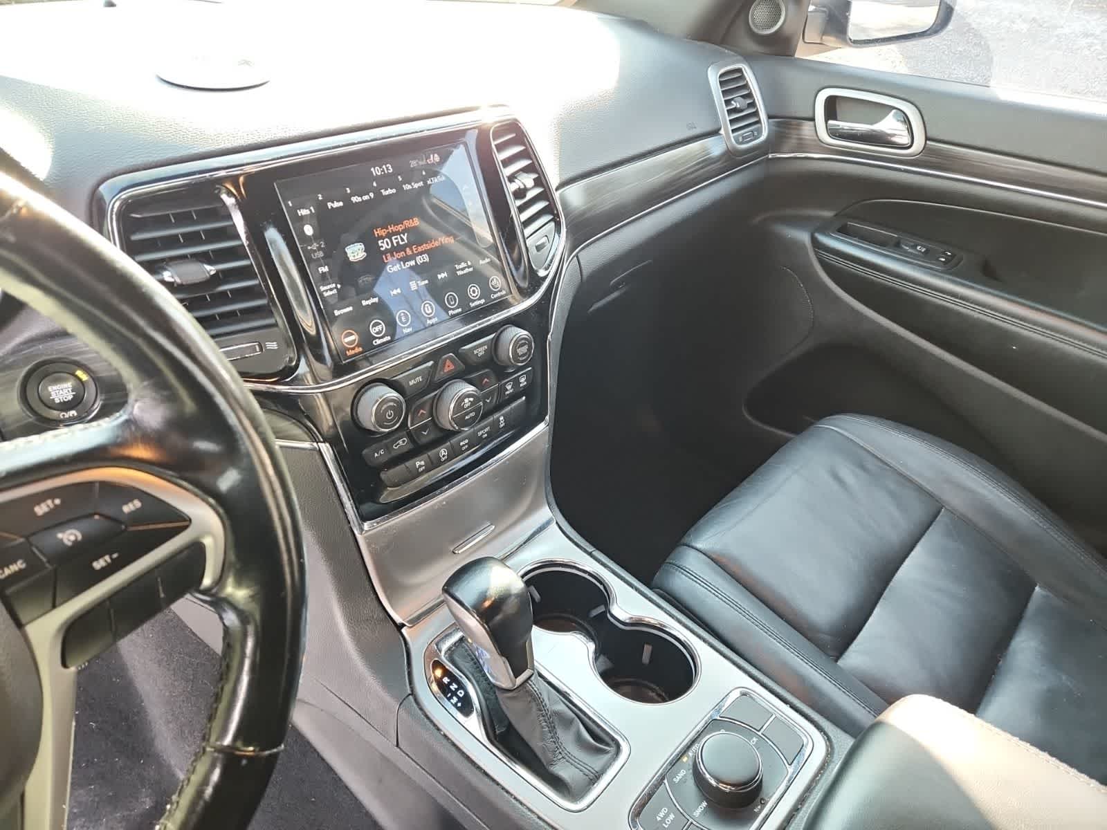 Thumbnail: 2020 Jeep Grand Cherokee - 10