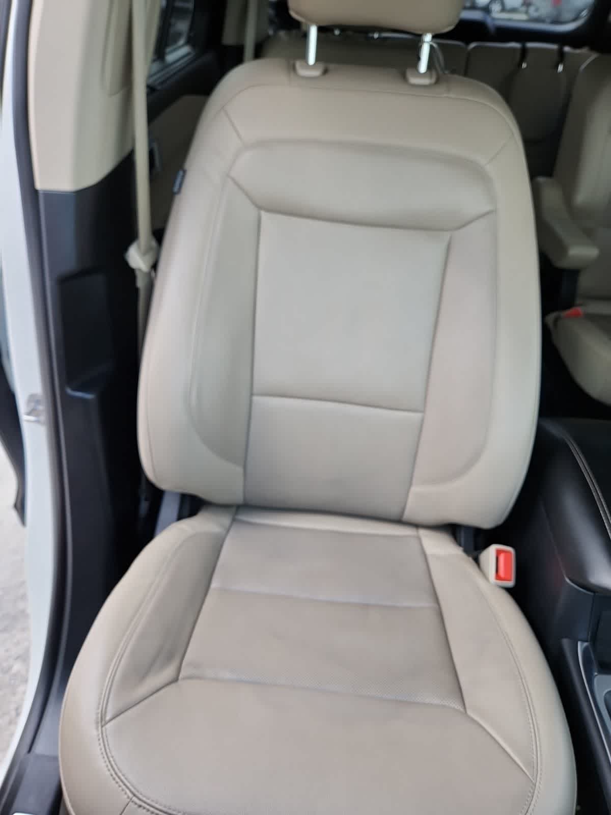 Thumbnail: 2020 Ford Explorer - 21