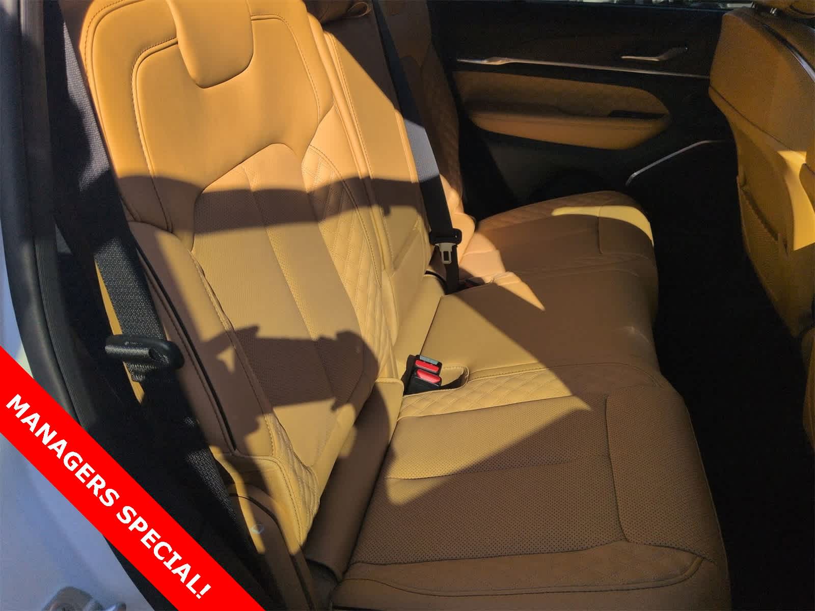 Thumbnail: 2025 Jeep Grand Cherokee - 19