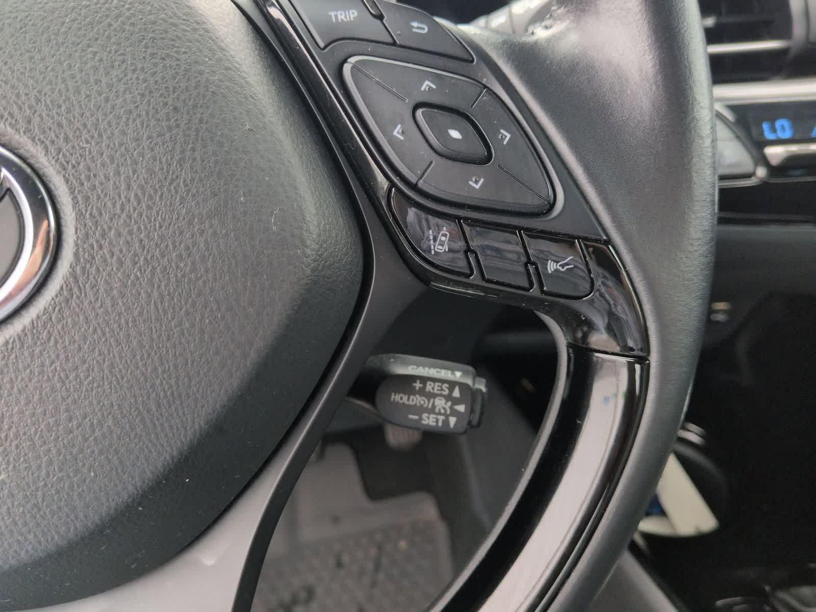 Thumbnail: 2020 Toyota C-HR - 23