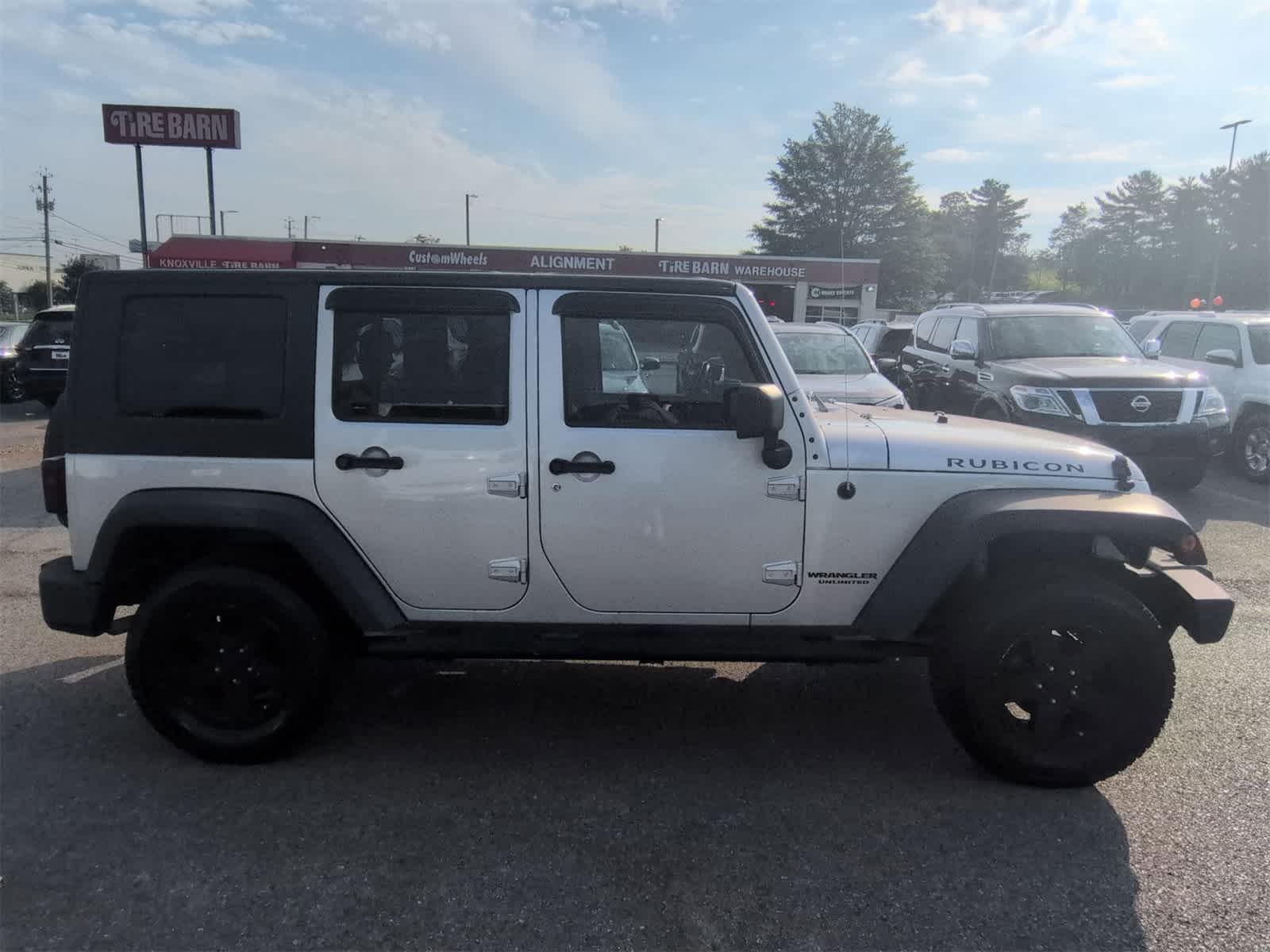 Thumbnail: 2010 Jeep Wrangler - 9