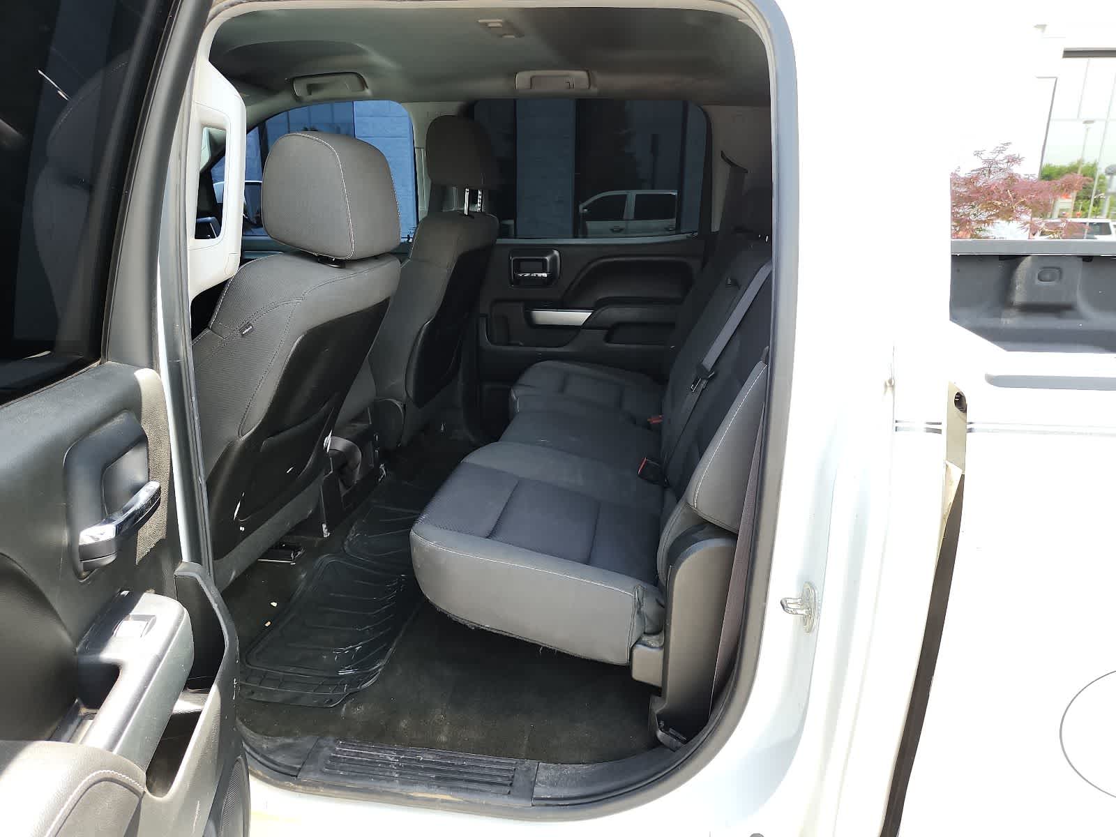 Thumbnail: 2015 Chevrolet Silverado 1500 - 25