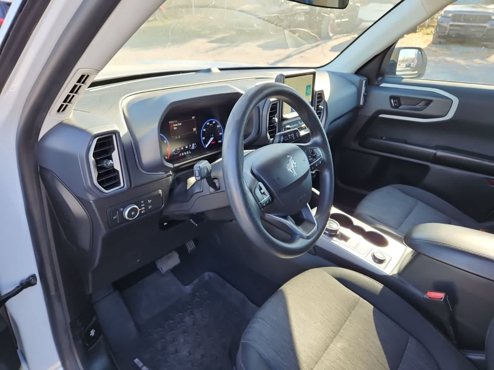 Thumbnail: 2021 Ford Bronco Sport - 13