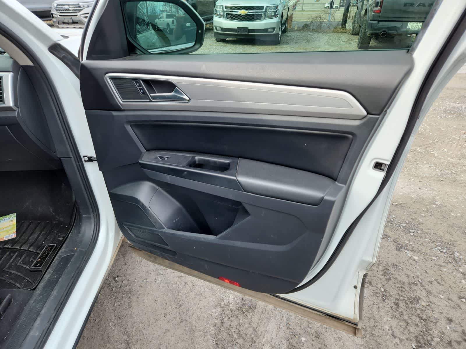 Thumbnail: 2019 Volkswagen Atlas - 20