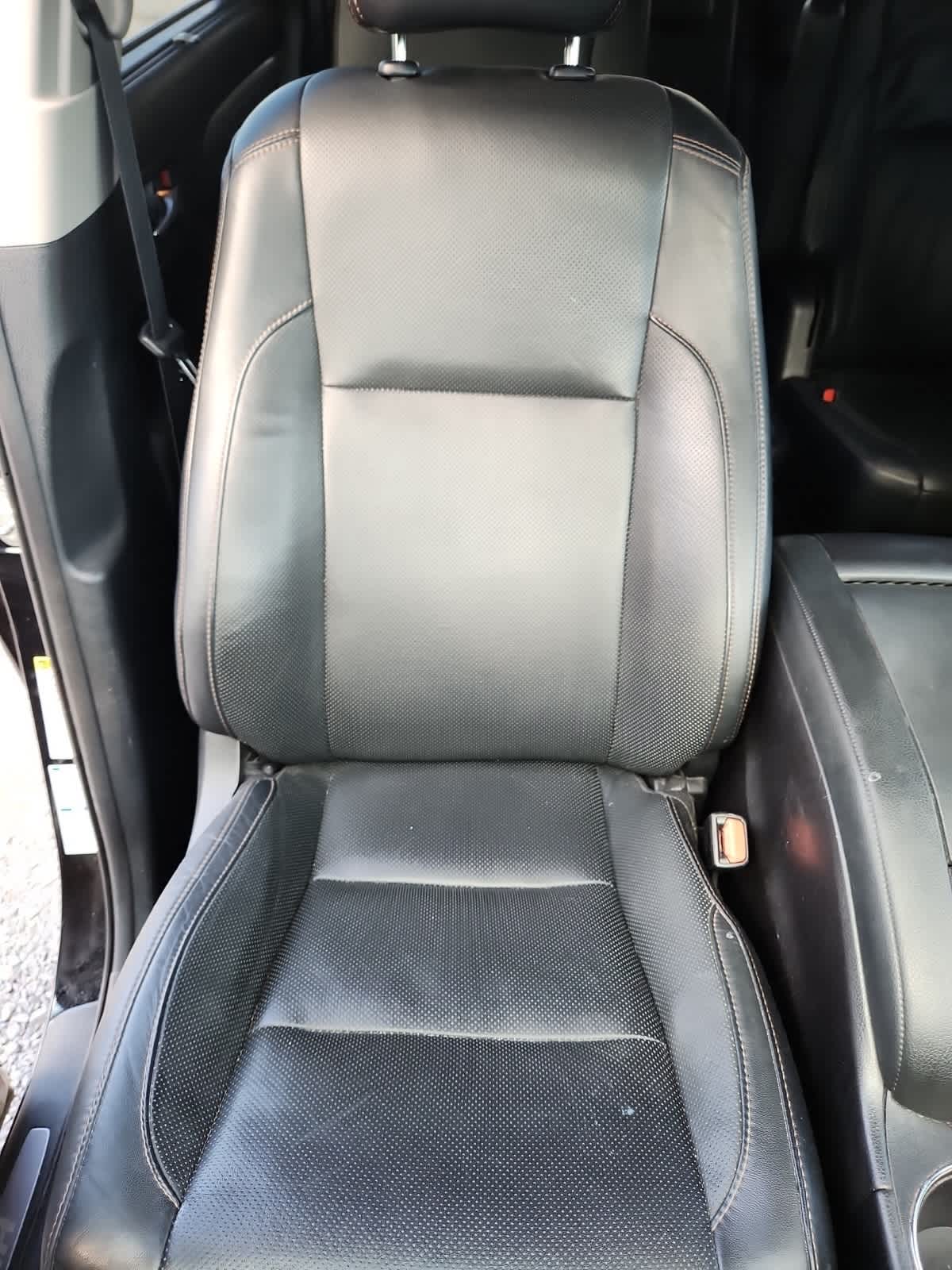 Thumbnail: 2019 Toyota Highlander - 18