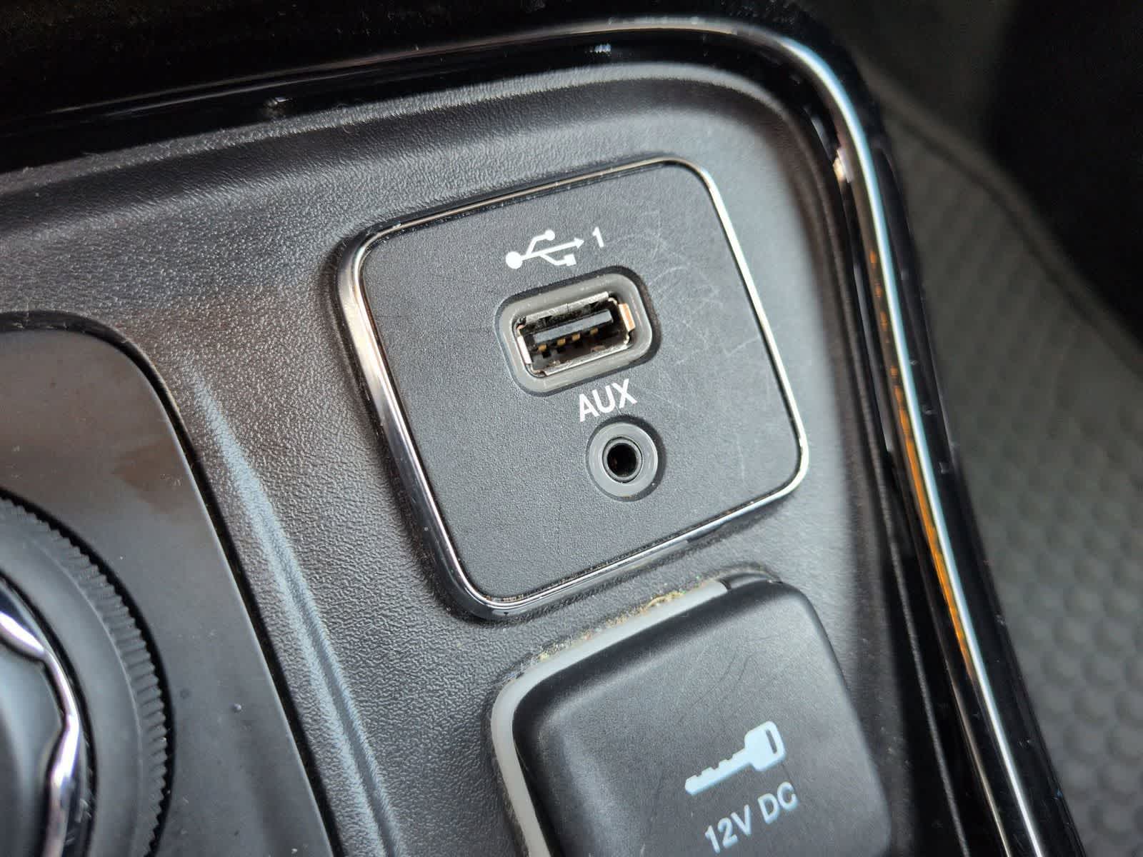 Thumbnail: 2021 Jeep Compass - 30