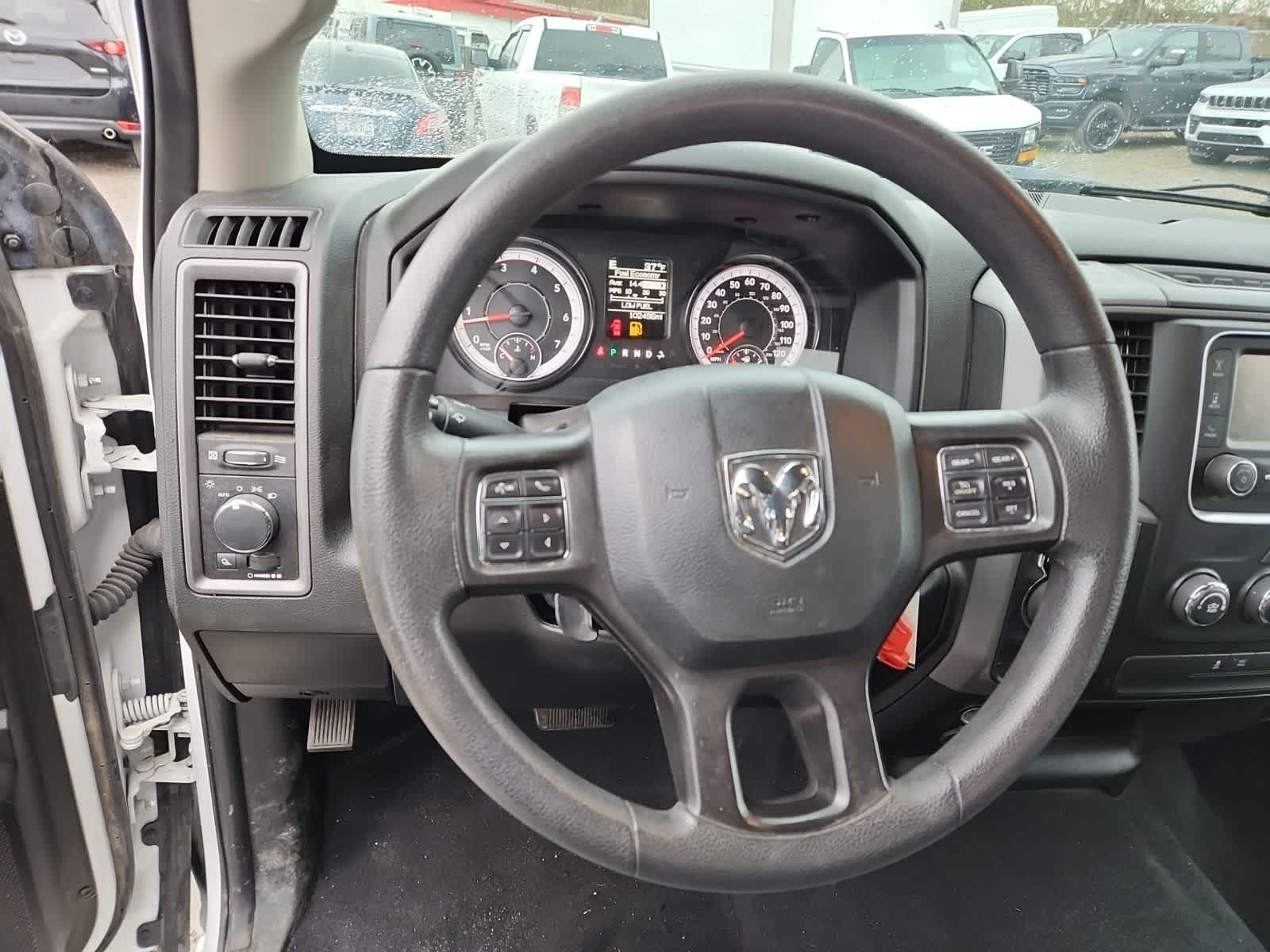 Thumbnail: 2022 RAM 1500 Classic - 12