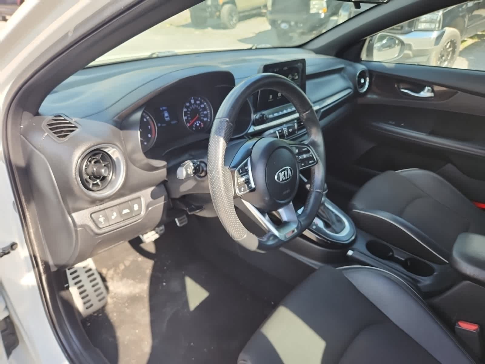 Thumbnail: 2021 Kia Forte - 13
