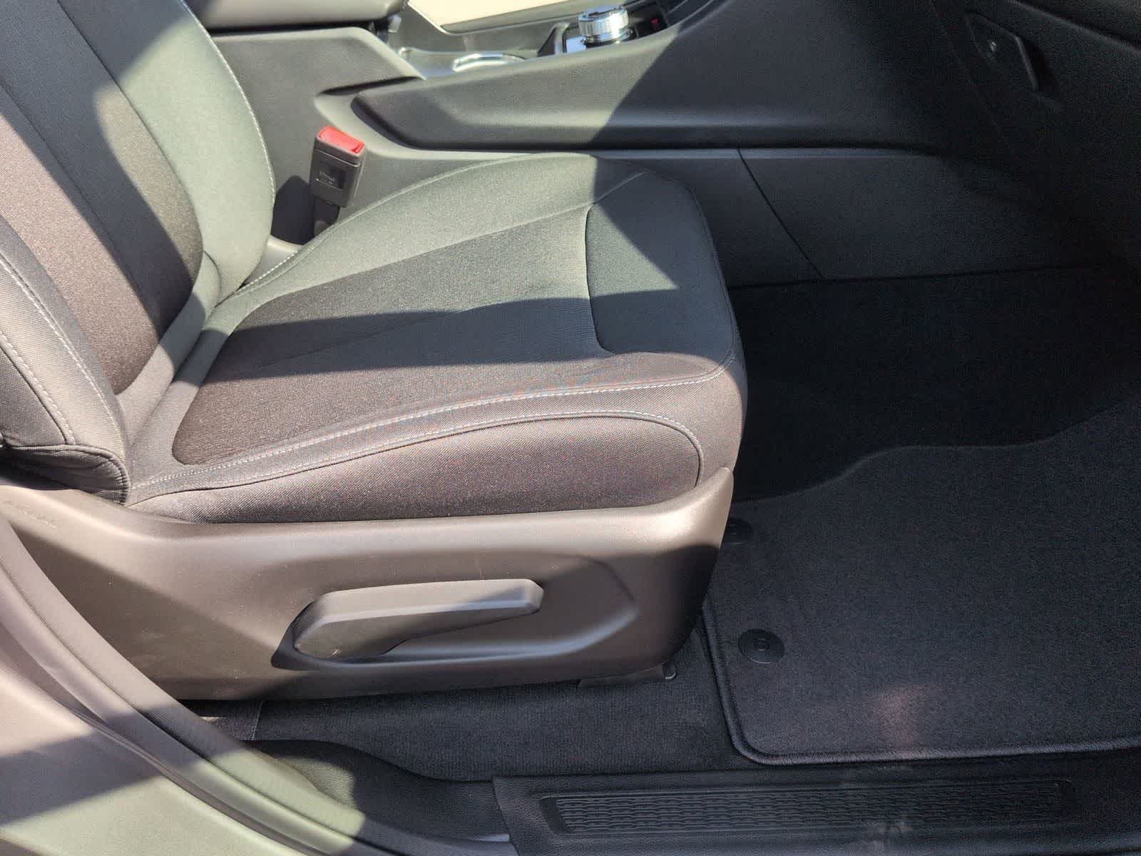 Thumbnail: 2026 Jeep Grand Cherokee - 23