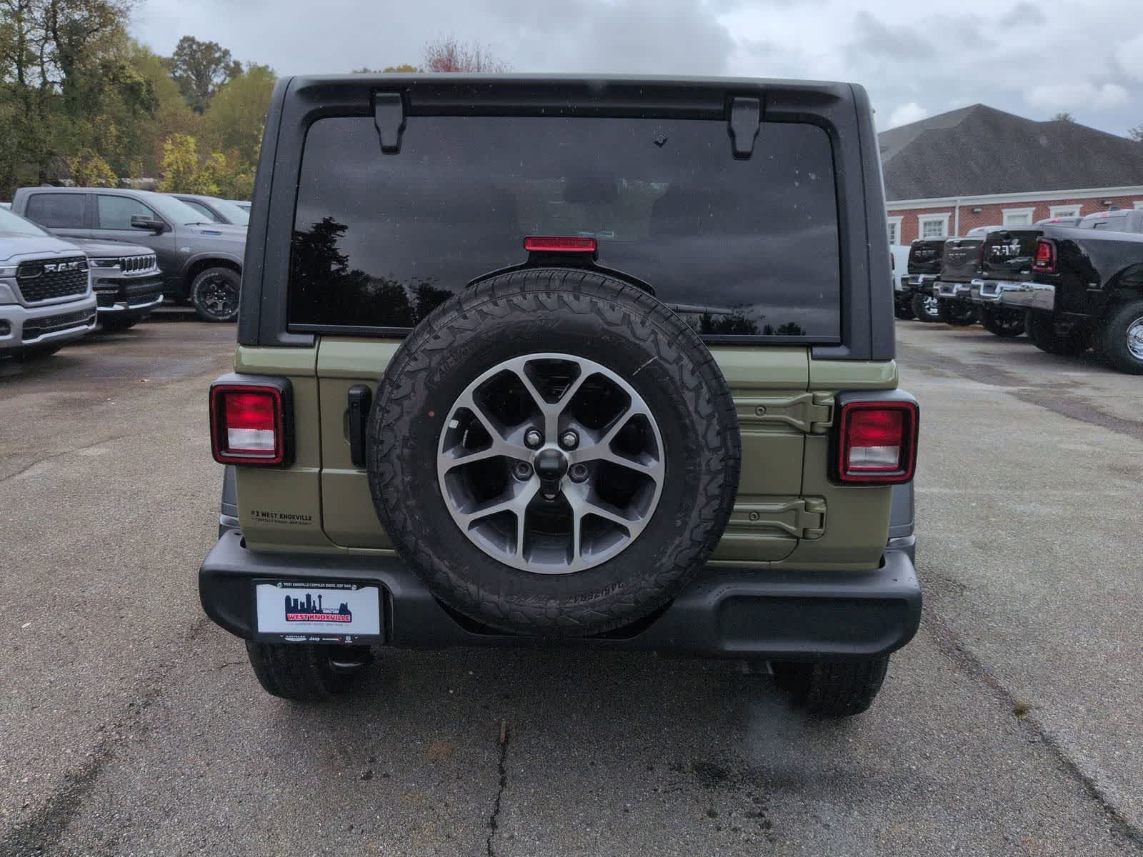 Thumbnail: 2026 Jeep Wrangler - 7