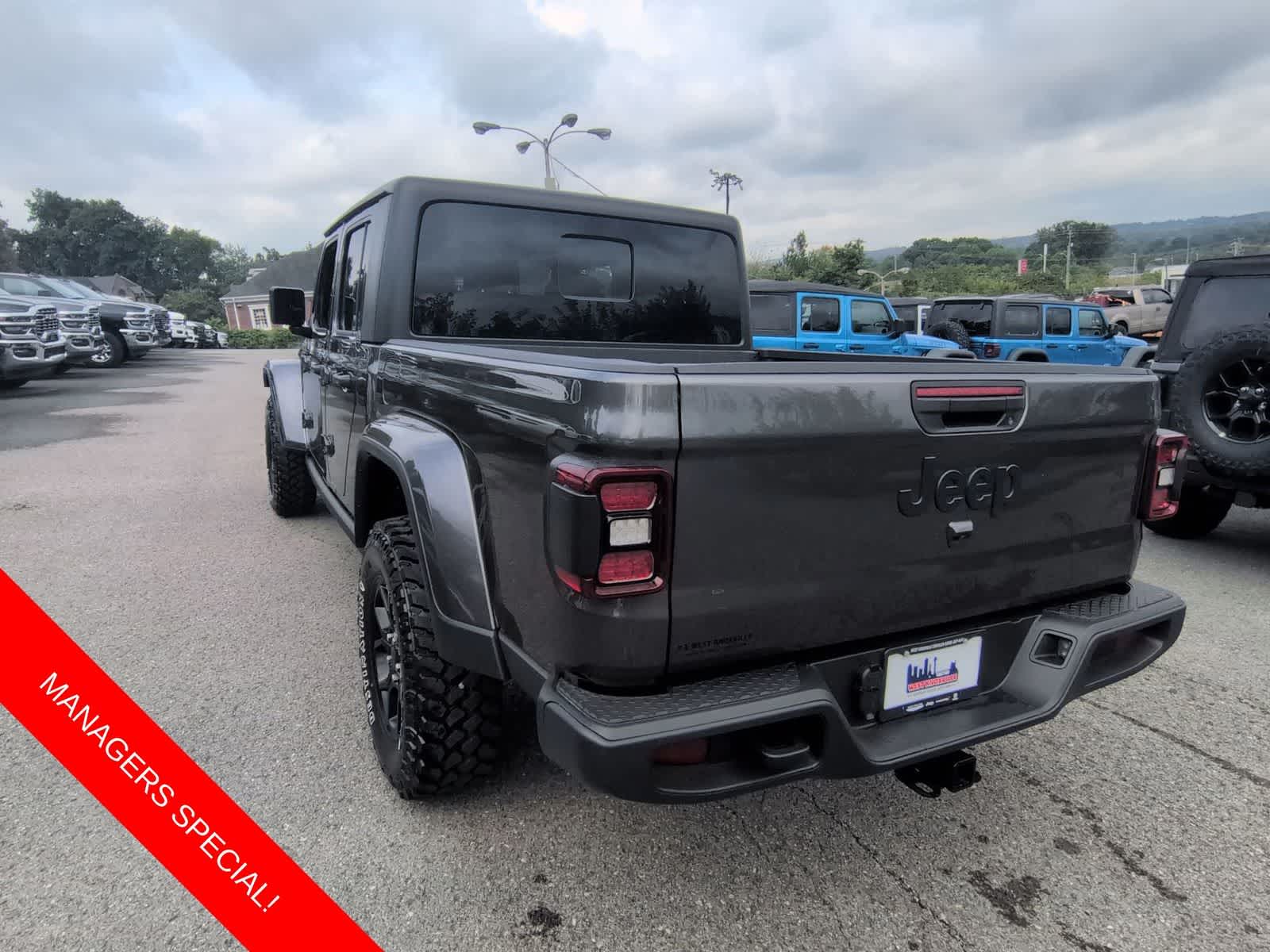 Thumbnail: 2025 Jeep Gladiator - 6