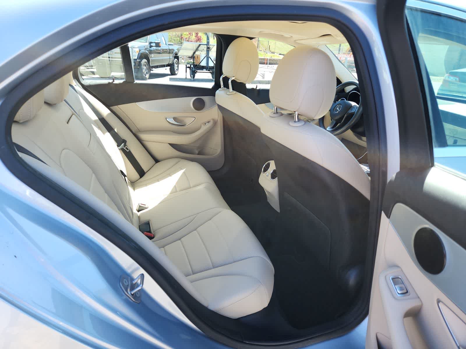 Thumbnail: 2017 Mercedes-Benz C-Class - 23