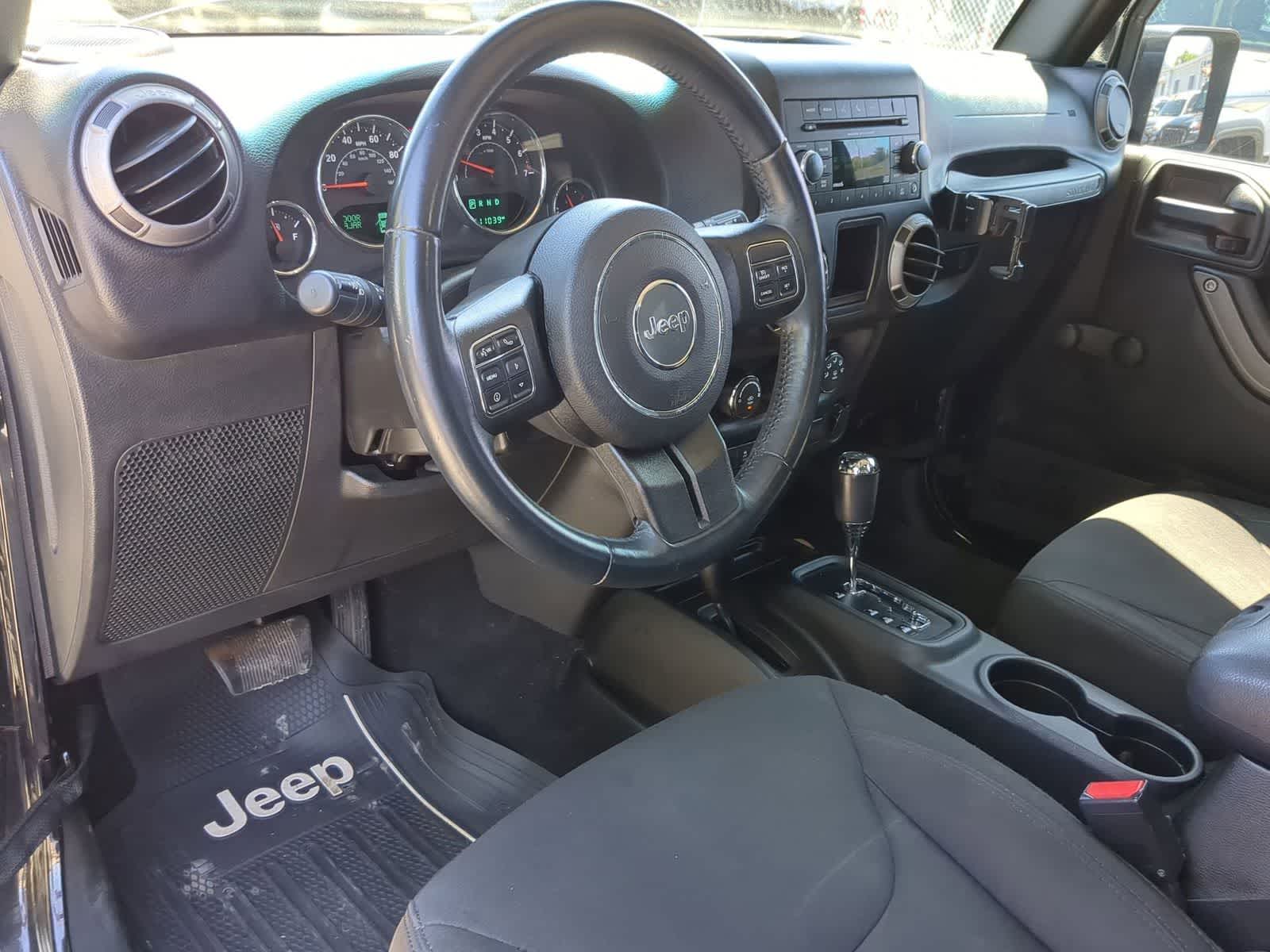 Thumbnail: 2017 Jeep Wrangler - 10