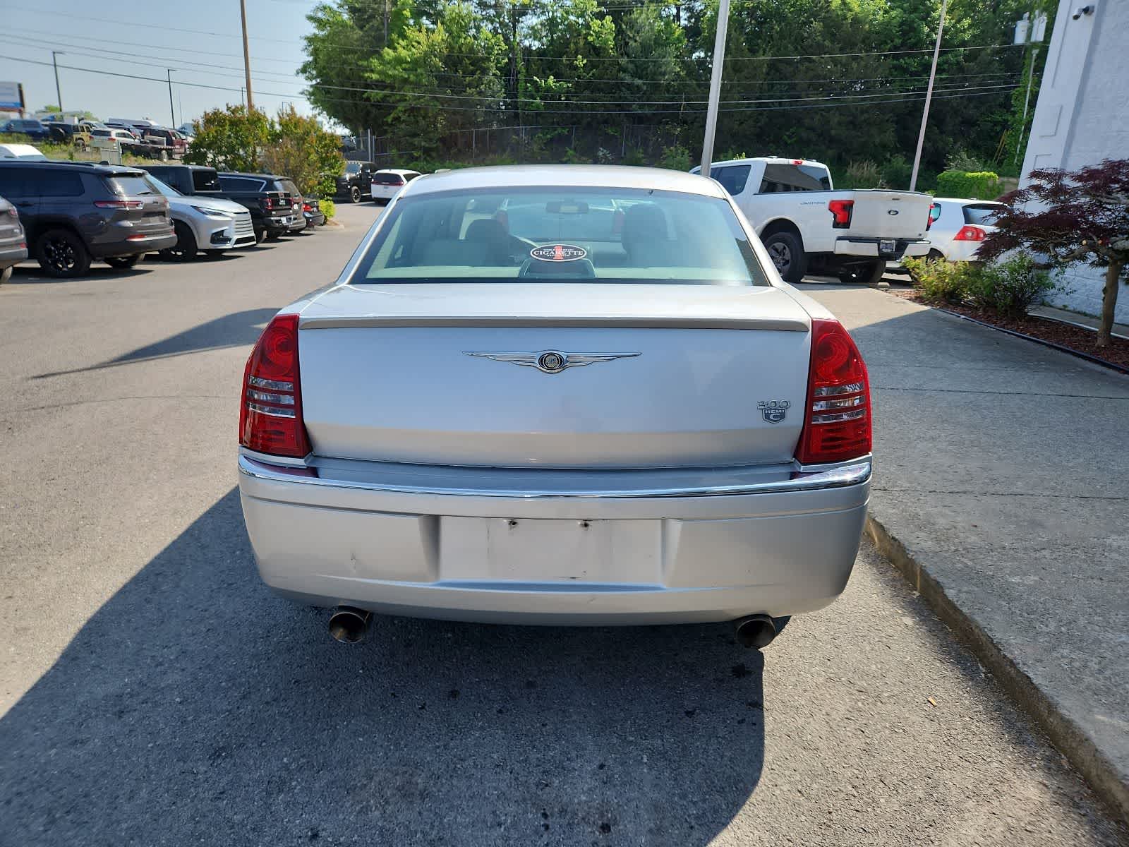 Thumbnail: 2006 Chrysler 300 - 4