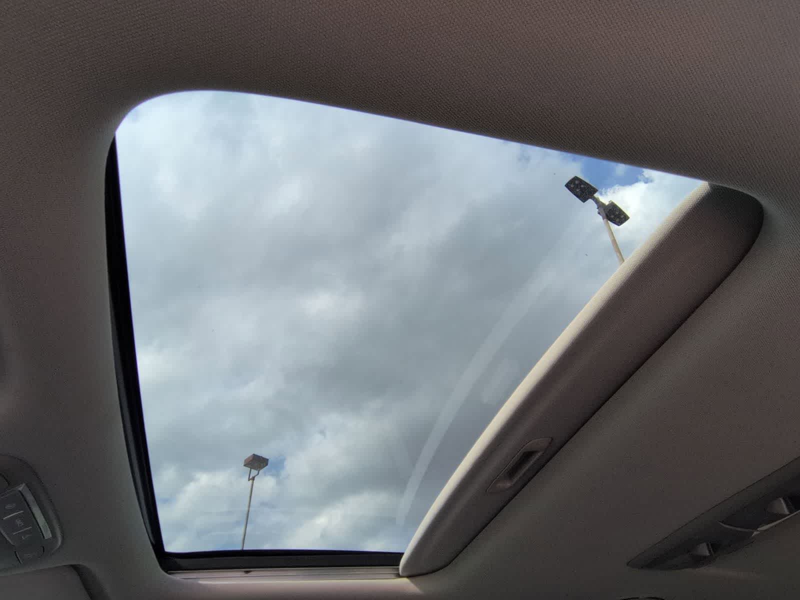 Thumbnail: 2022 Kia Telluride - 19