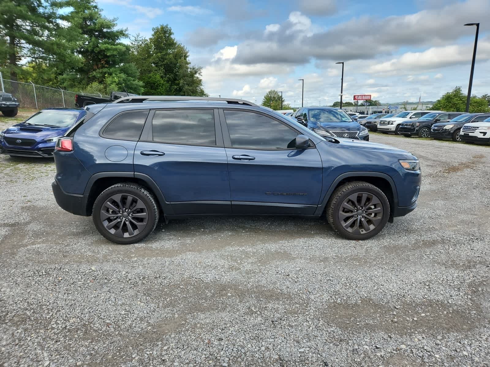 Thumbnail: 2021 Jeep Cherokee - 6