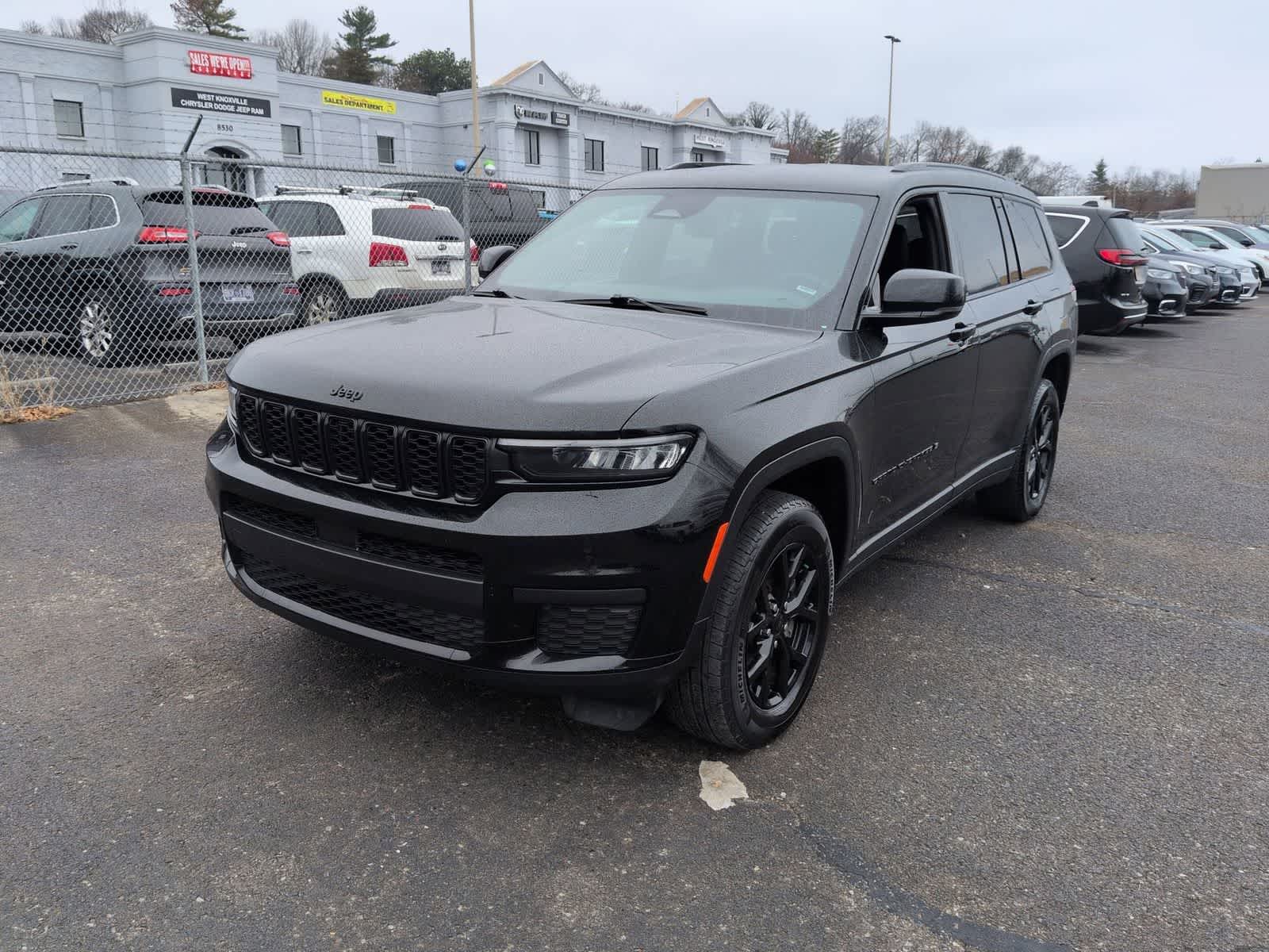 Thumbnail: 2024 Jeep Grand Cherokee L - 4