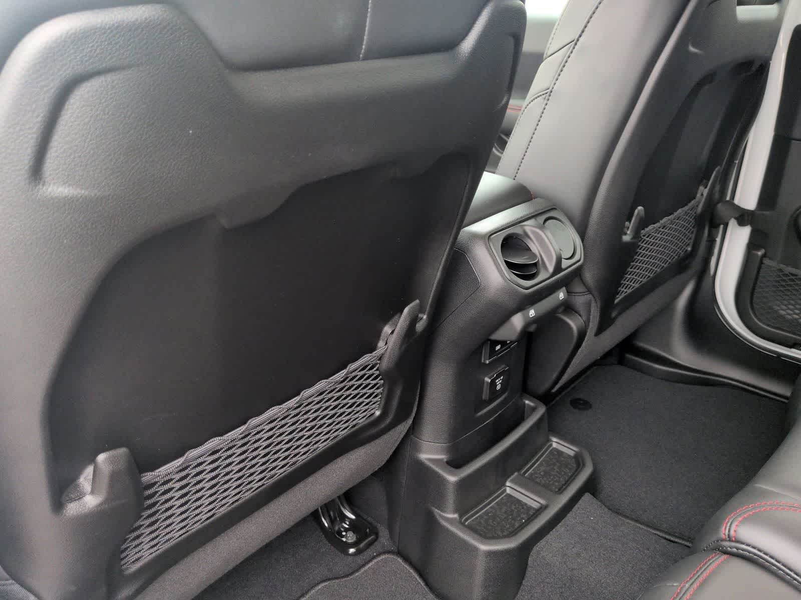 Thumbnail: 2026 Jeep Wrangler - 17