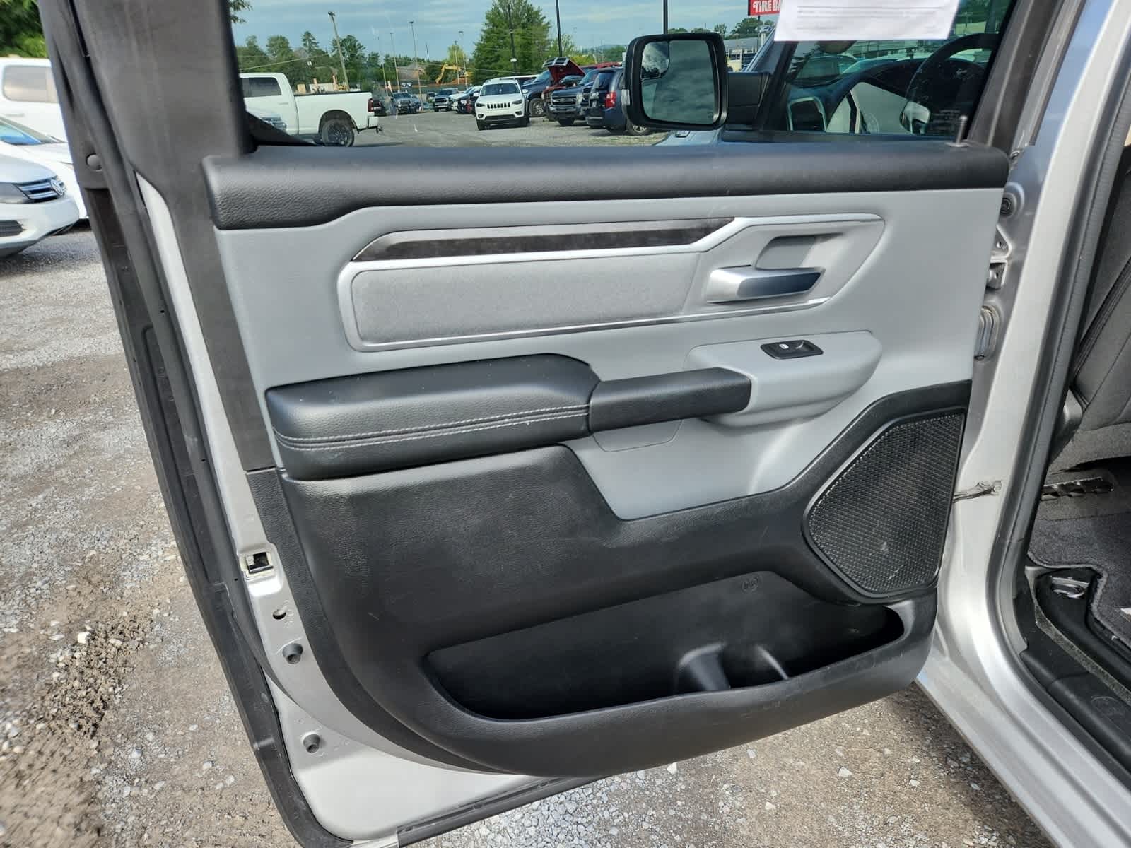 Thumbnail: 2020 RAM 1500 - 26