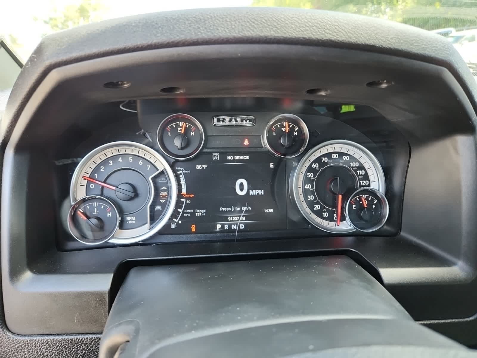 Thumbnail: 2021 RAM 1500 Classic - 10