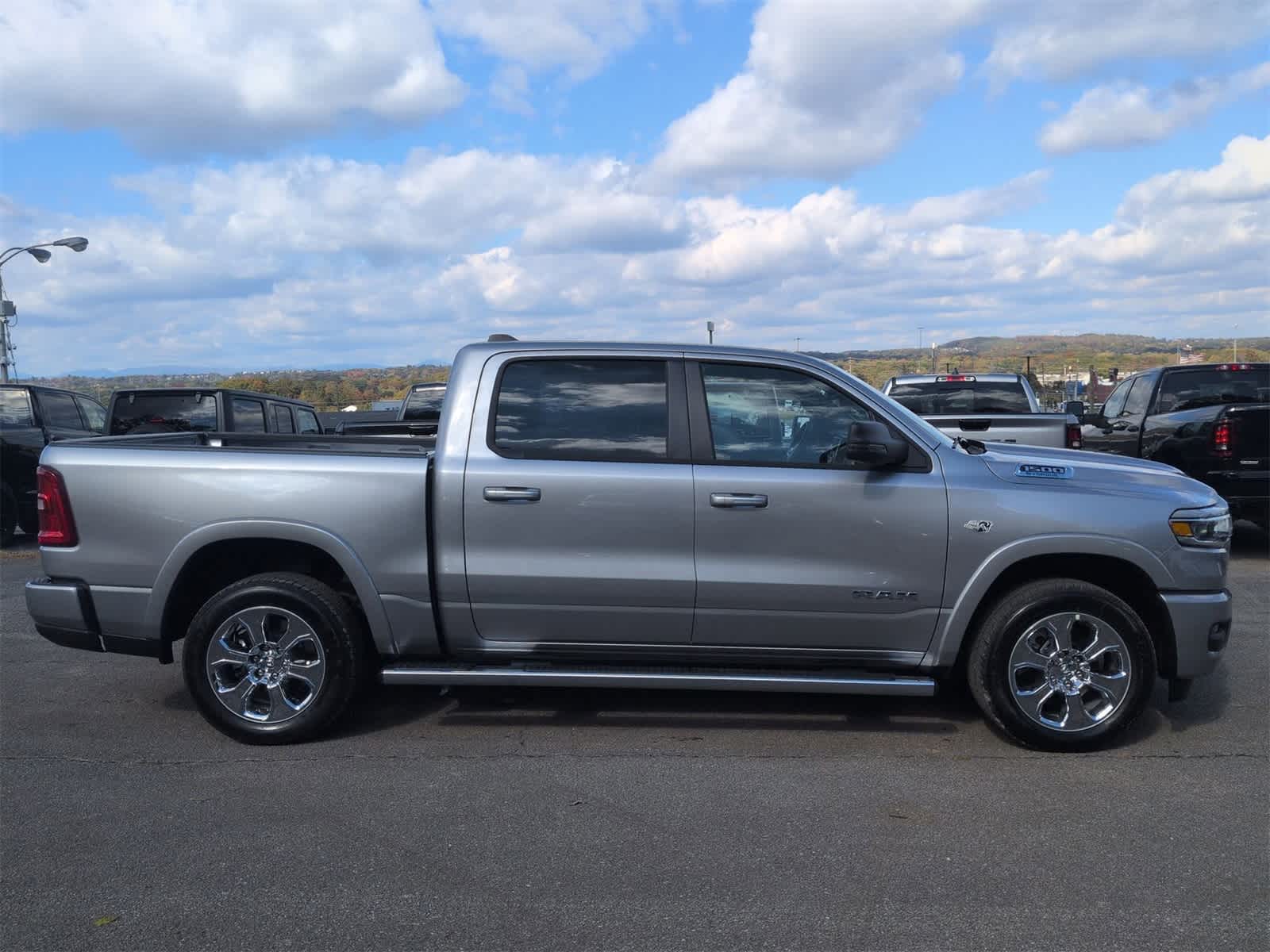 Thumbnail: 2026 RAM 1500 - 9