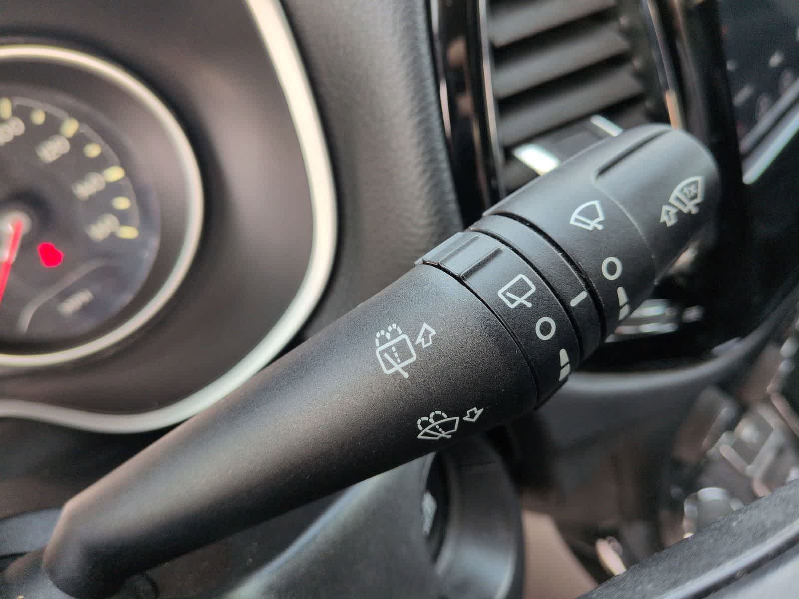 Thumbnail: 2021 Jeep Compass - 25