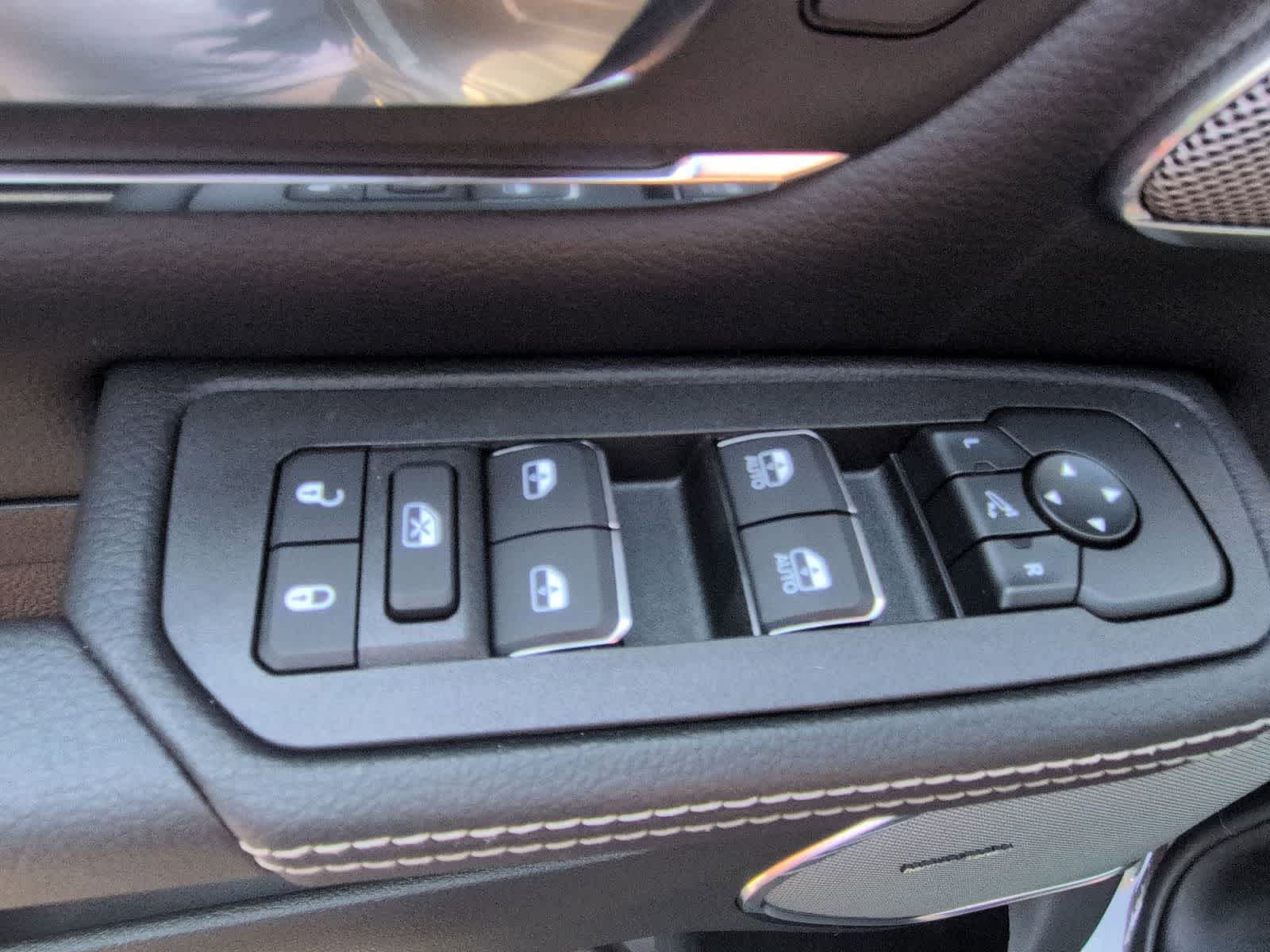 Thumbnail: 2026 RAM 1500 - 16