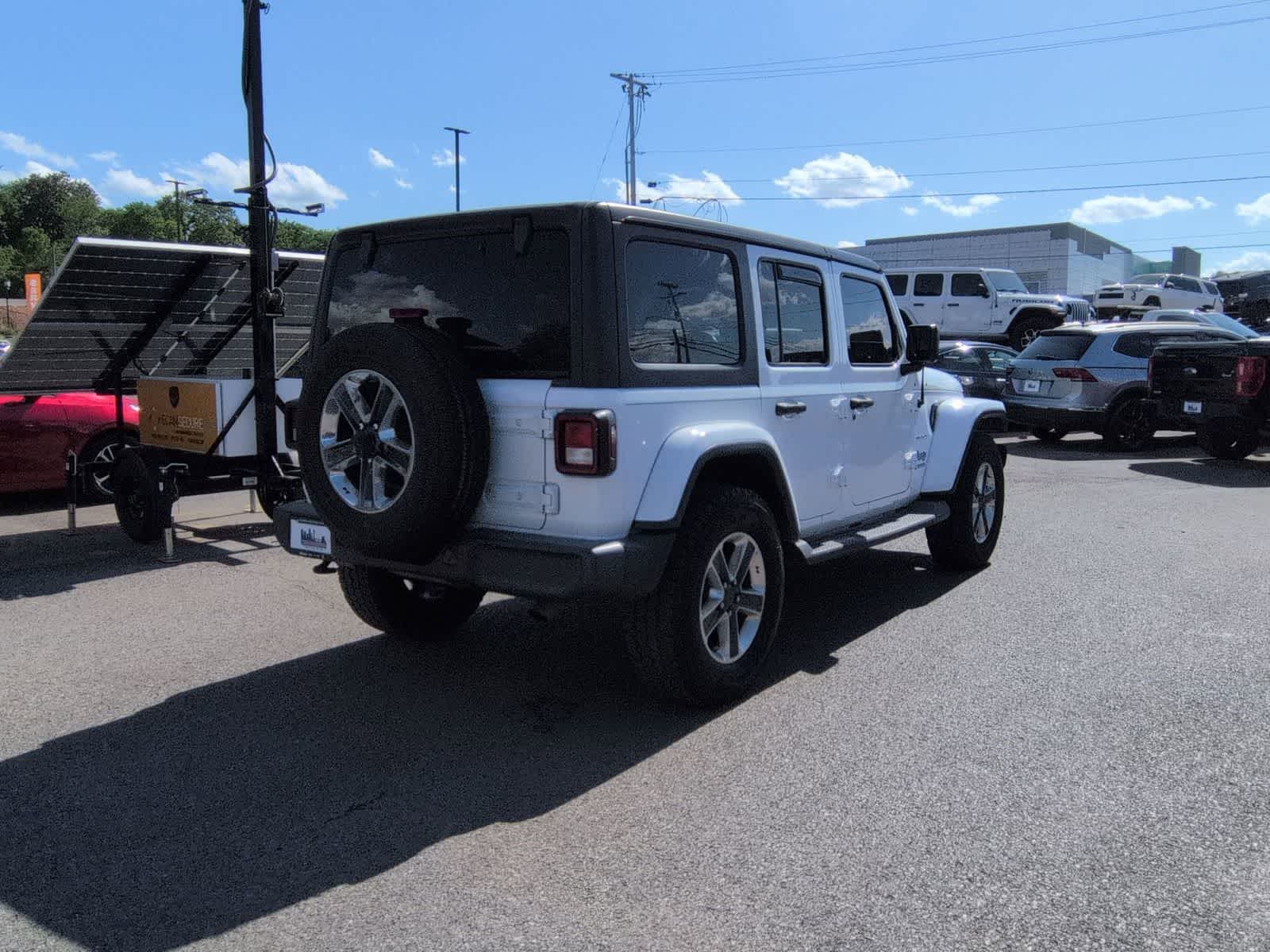 Thumbnail: 2018 Jeep Wrangler - 8